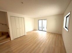 北足立郡伊奈町中央３丁目