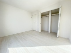 完成済み、実物をじっくりチェックできます。
