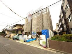 同じグレードで建てられた最寄りの完成物件を、参考にご覧になれます。
