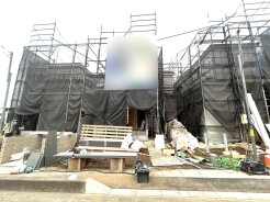 基礎から完成済みの住まいまで、各工程をご確認いただけます。
