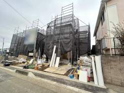 今なら建築中の住まいをご覧いただけます。構造体の質問もお気軽に。
