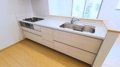 A号棟 キッチンの性能が上がれば、いつものお料理も楽しくなりますね。
