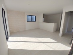 リビング空間にこだわりたい方に、見ていただきたい住宅です。
