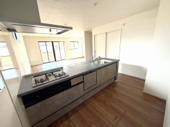 キッチンの性能が上がれば、いつものお料理も楽しくなりますね。
