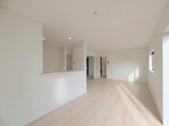 2号棟 家族団らんの時間も増えそうな、くつろぎのＬＤＫ。
