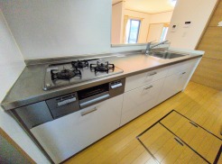 キッチンの性能が上がれば、いつものお料理も楽しくなりますね。
