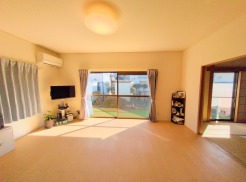 家族団らんの時間も増えそうな、くつろぎのＬＤＫ。
