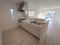 お料理を効率的に、楽しく。あったらいいなをかなえてくれるシステムキッチン。
