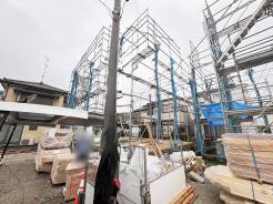 今なら建築中の住まいをご覧いただけます。構造体の質問もお気軽に。
