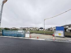 基礎から完成済みの住まいまで、各工程をご確認いただけます。

