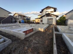 北足立郡伊奈町栄２丁目