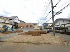 風通し・日当たりに優れる角地。開放感をお楽しみください。
