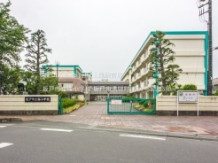 坂戸市溝端町
