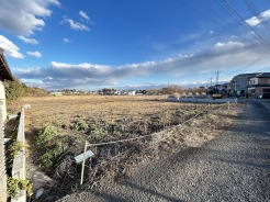 閑静な住宅地で、小さなお子様がいるご家族にも安心。
