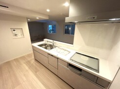 さいたま市中央区鈴谷８丁目