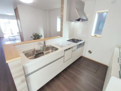 キッチンの性能が上がれば、いつものお料理も楽しくなりますね。
