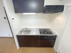 3口のガスコンロで、お料理はよりスピーディーに。