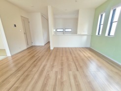 鴻巣市小松１丁目