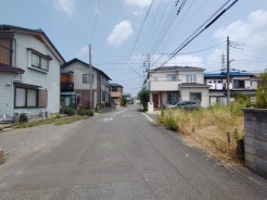 閑静な住宅地で、小さなお子様がいるご家族にも安心。
