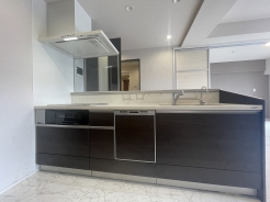 キッチンの性能が上がれば、いつものお料理も楽しくなりますね。
