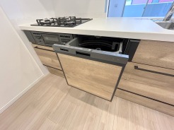 食器洗乾燥機付き、忙しい生活をサポートします。
