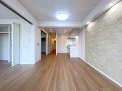 ご家族みんながゆったりくつろげる広々リビング。
