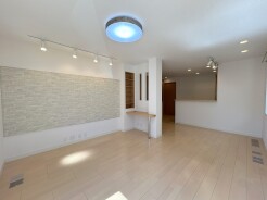 快適性とゆとりをデザインしたリビングは、広々した19帖。
