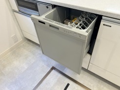 食器洗乾燥機付き、後片付けもラクラク忙しい生活をサポートします。
