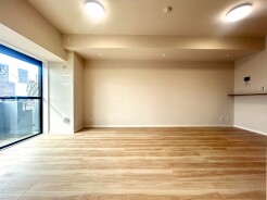 南南西なので陽ざしたっぷり明るいリビング