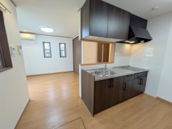 家族団らんの時間も増えそうな、くつろぎのＬＤＫ。
