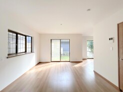 南向きのＬＤＫ、 日当たりにこだわった住宅がここに。
