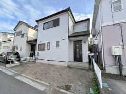 閑静な住宅地で、小さなお子様がいるご家族にも安心。
