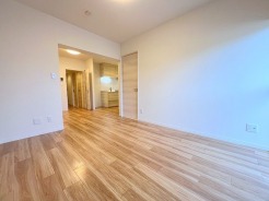 ご家族みんながゆったりくつろげる広々リビング。
