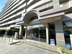 マンションの顔、エントランス