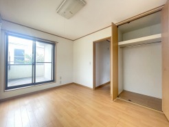この部屋だれの部屋にしようかな、なんて会話を現地で楽しんでください。
 