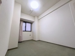 全居室収納スペース付きの物件です。
