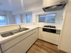 毎日のお料理を効率的にしてくれる動線は、家事の時短の強い味方です。
