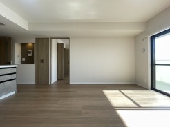 家族が自然に集りそうな広さが魅力のＬＤＫ。
