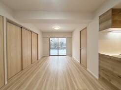 家族団らんの時間も増えそうな、くつろぎのＬＤＫ。
