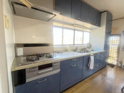 お料理を効率的に、楽しく。あったらいいなをかなえてくれるシステムキッチン。
