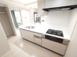 キッチンの性能が上がれば、いつものお料理も楽しくなりますね。
