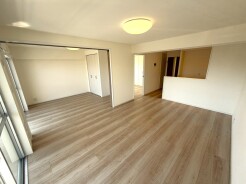 快適性とゆとりをデザインした広々リビング。