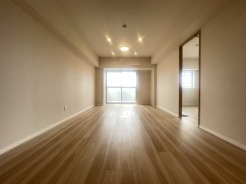 家族が自然に集りそうな広さが魅力のＬＤＫ。
