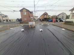 静かな住宅街に広がる、穏やかな日常。