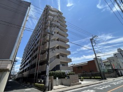 こちらのマンションは、全60戸のコミュニティです。
