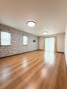 ご家族みんながゆったりくつろげる広々リビング。
