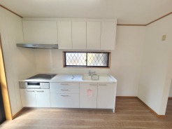 清廉とした白に包まれた、心地よい空間が広がります