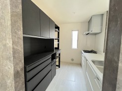 あると大活躍。カップボードがあらかじめ付帯してあります。
