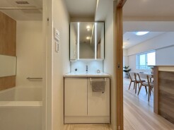 洗面化粧台もしっかりリフォーム済みです。
