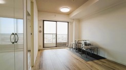 解放感あふれるリビングは、自然に光と風に恵まれます。
